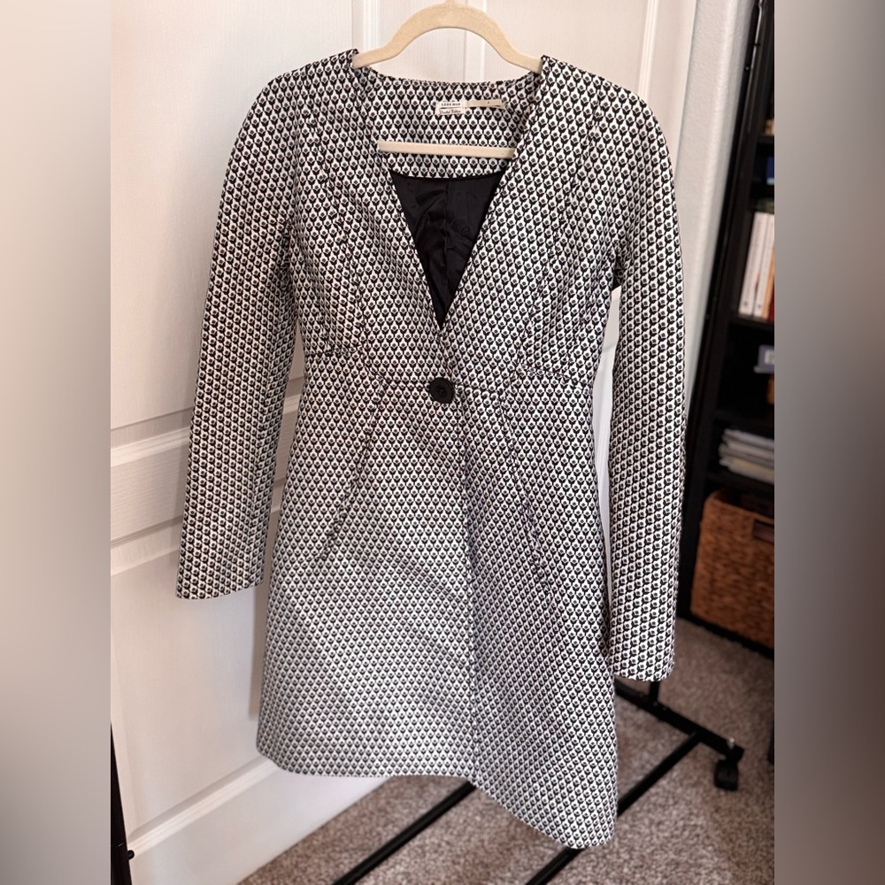 Trench Coat Leon Max / Limited Edition / Size 0 (runs like a 2) - Picture 3 of 5